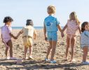 Los imprescindibles para ir a la playa con tu bebé